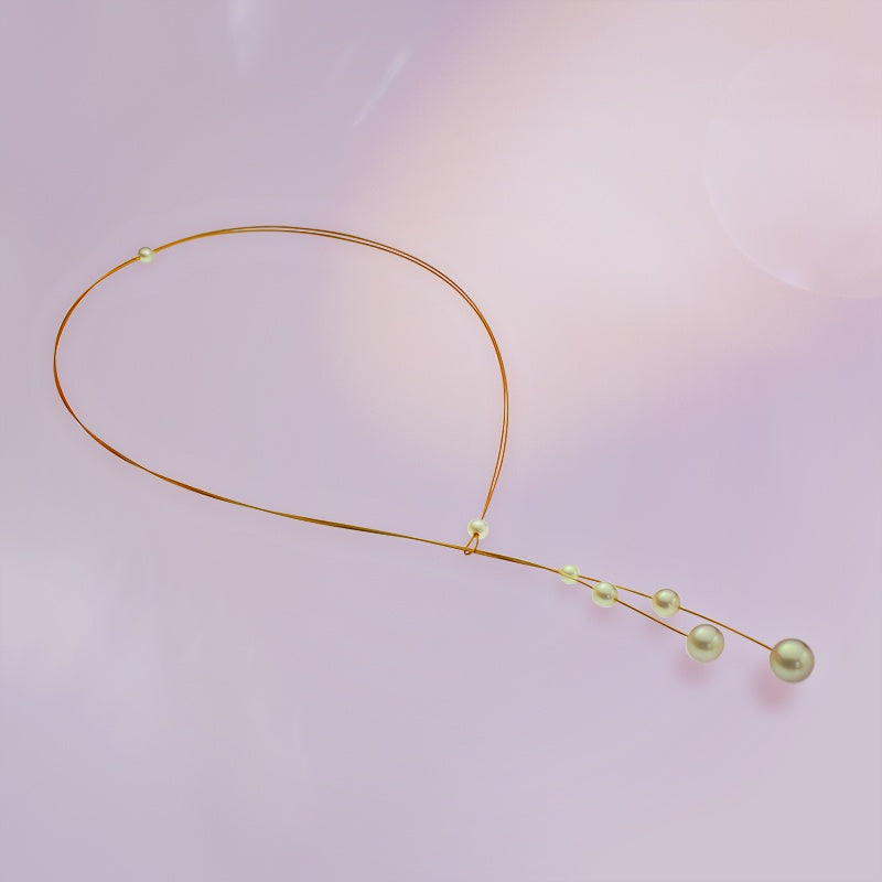 Eva Seven Pearls Necklace image 0