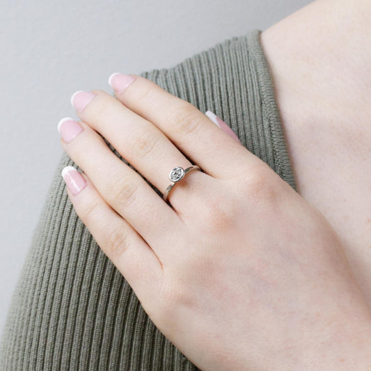 Oval Diamond Ring in Platinum image 1