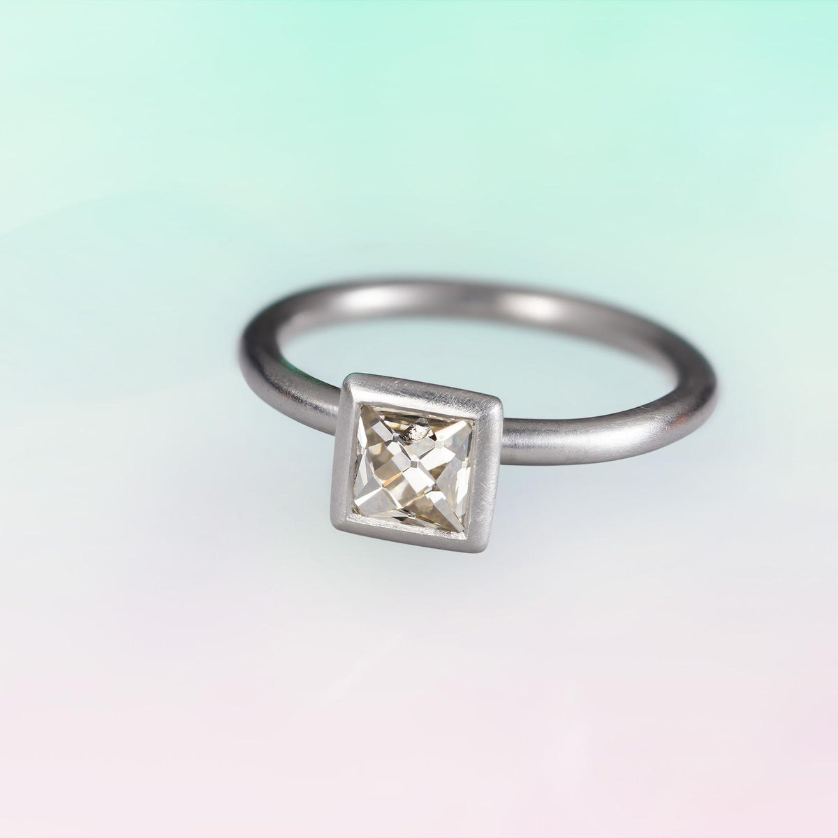 Gustavo Diamond Ring image 1
