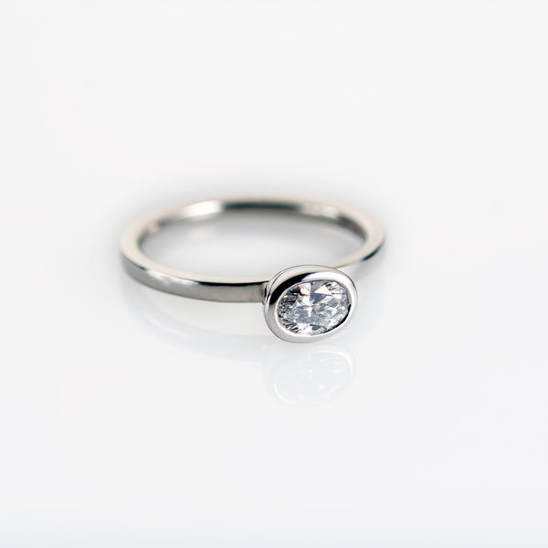 Oval Diamond Ring in Platinum image 0