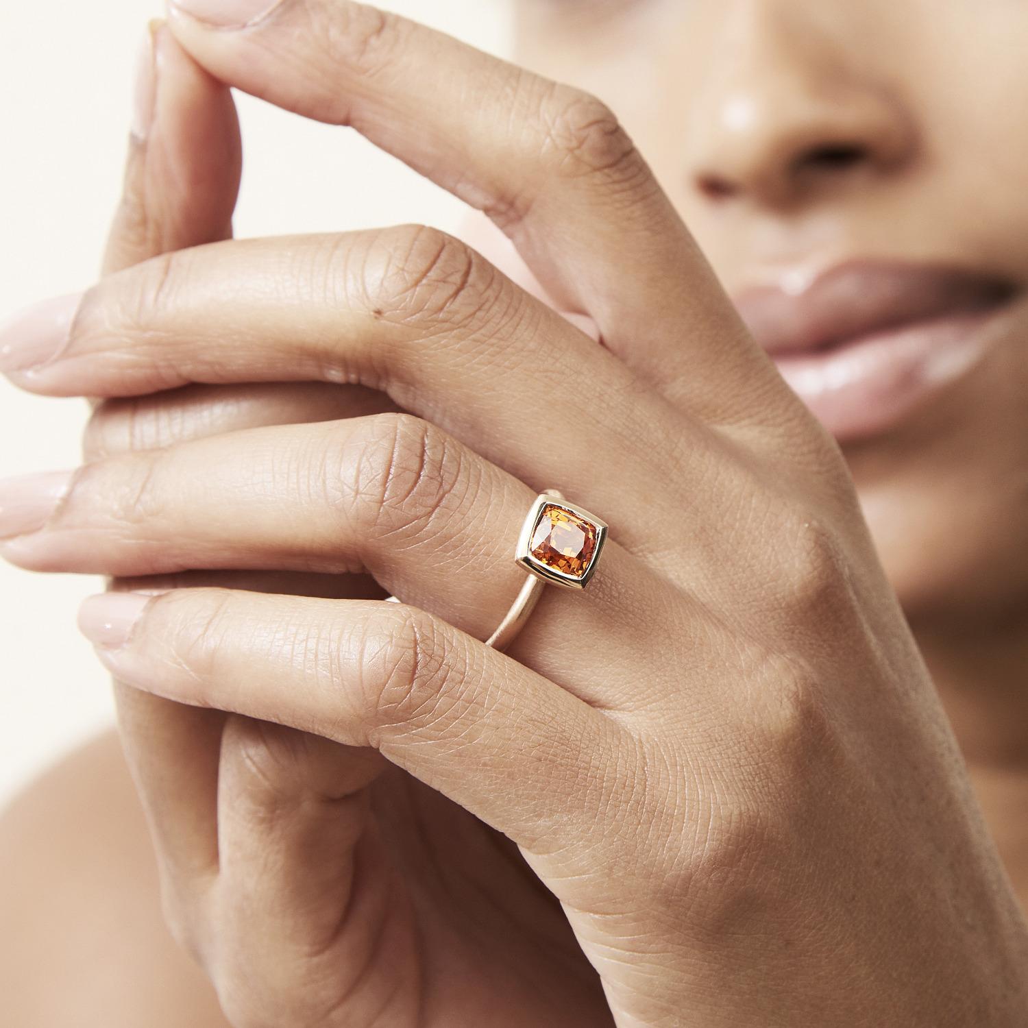 Mandarin Garnet Statement Ring in 18ct Rose Fairtrade Gold image 2