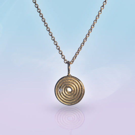Classic Spiral Pendant in Fairmined Gold image 0